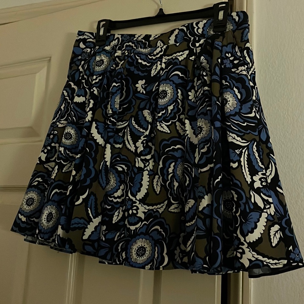 Abstract Floral Mini Skirt with Pockets